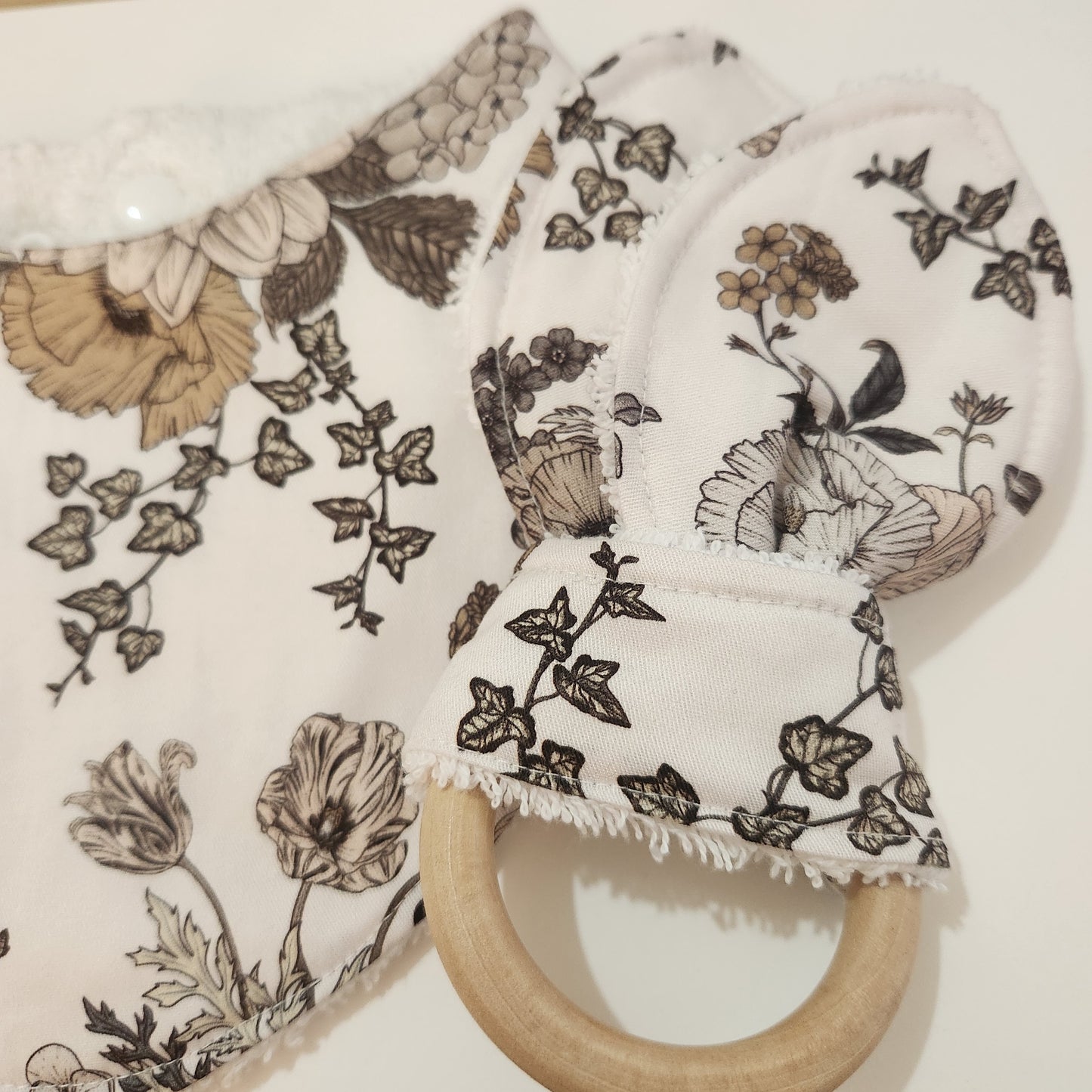 Bib & Teether set | Assorted