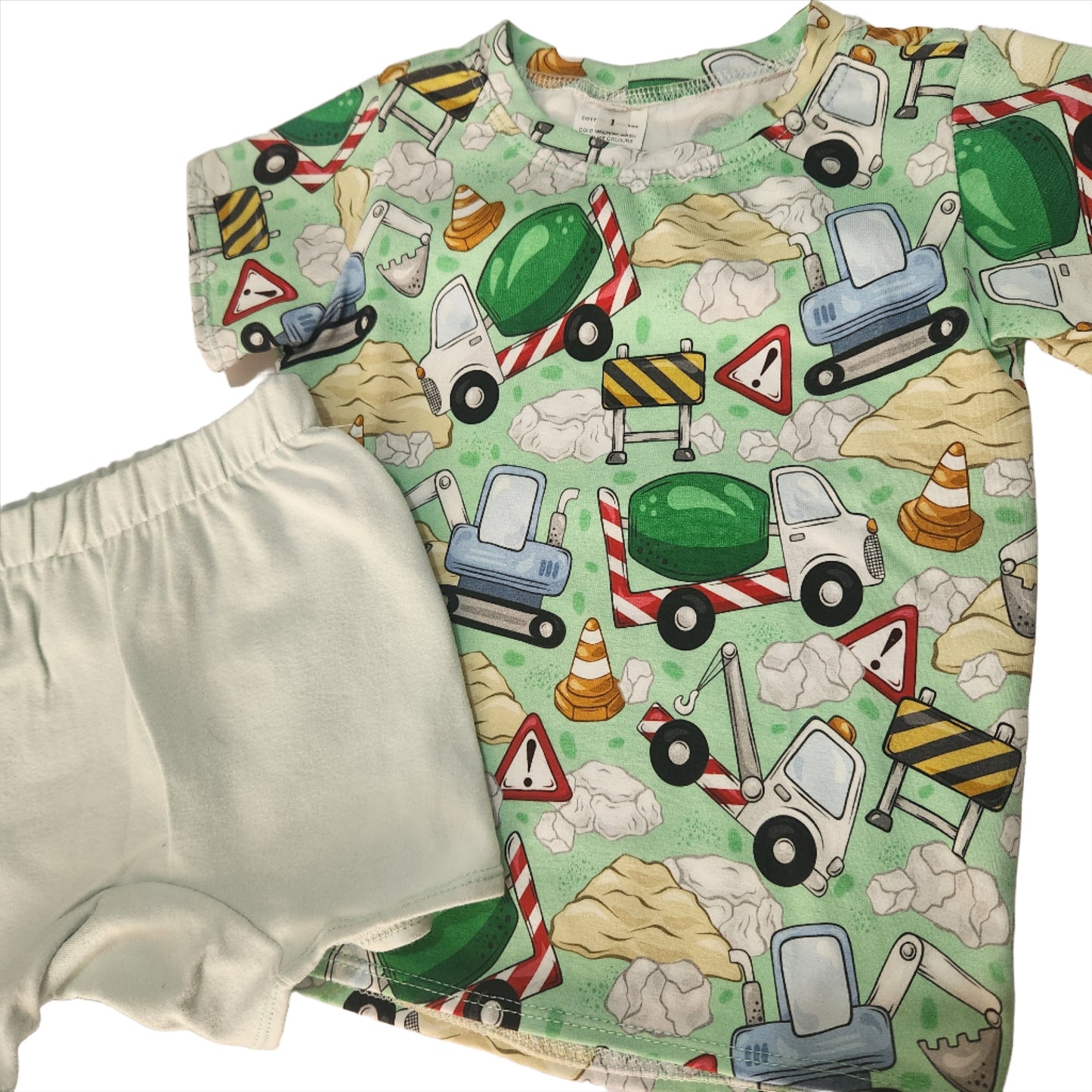 Shirt & shorts set | Construction