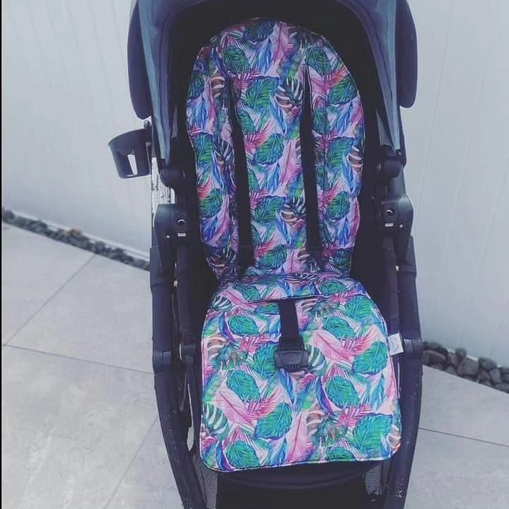 Pram liner | pink banana leaf
