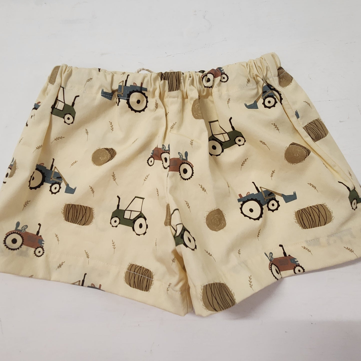 Shorts | Farm bale
