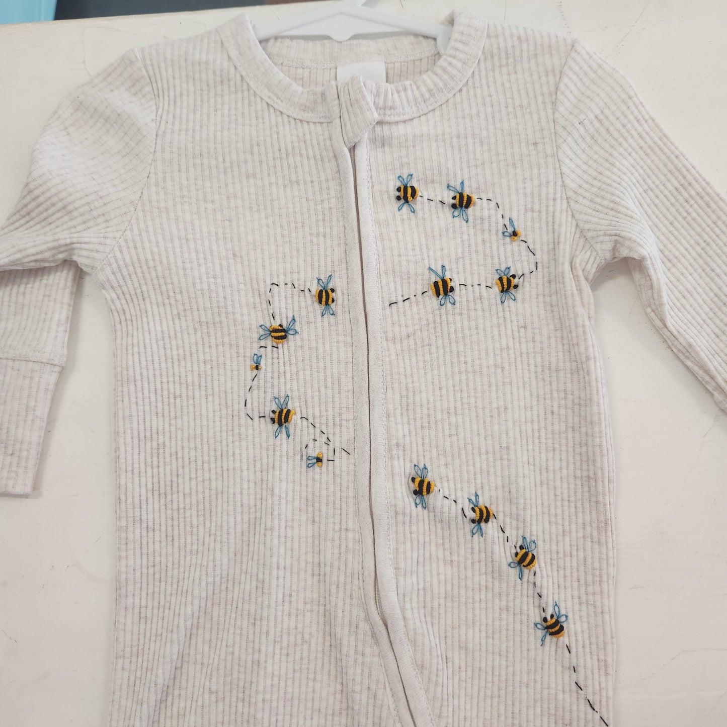 Coverall | Embroidered | Bees beige textured