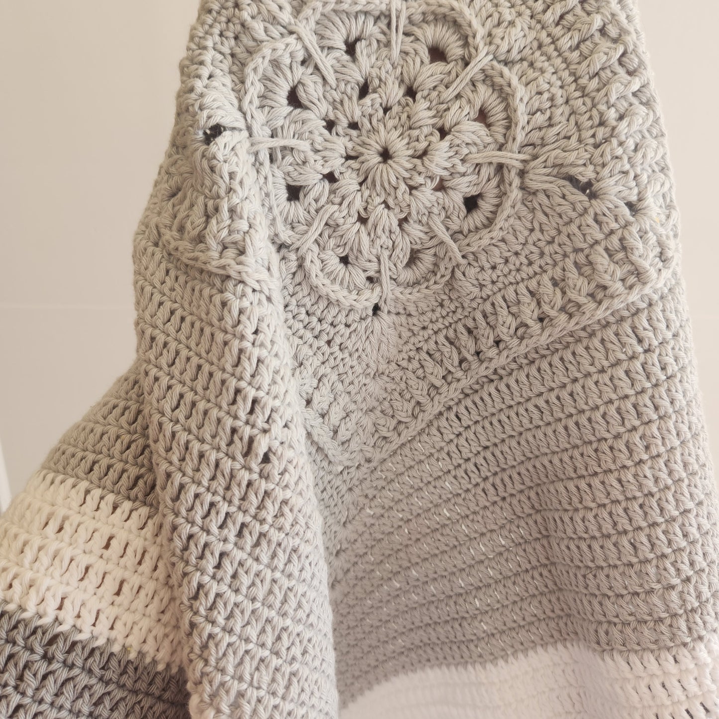 Crochet security blanket | grey blend