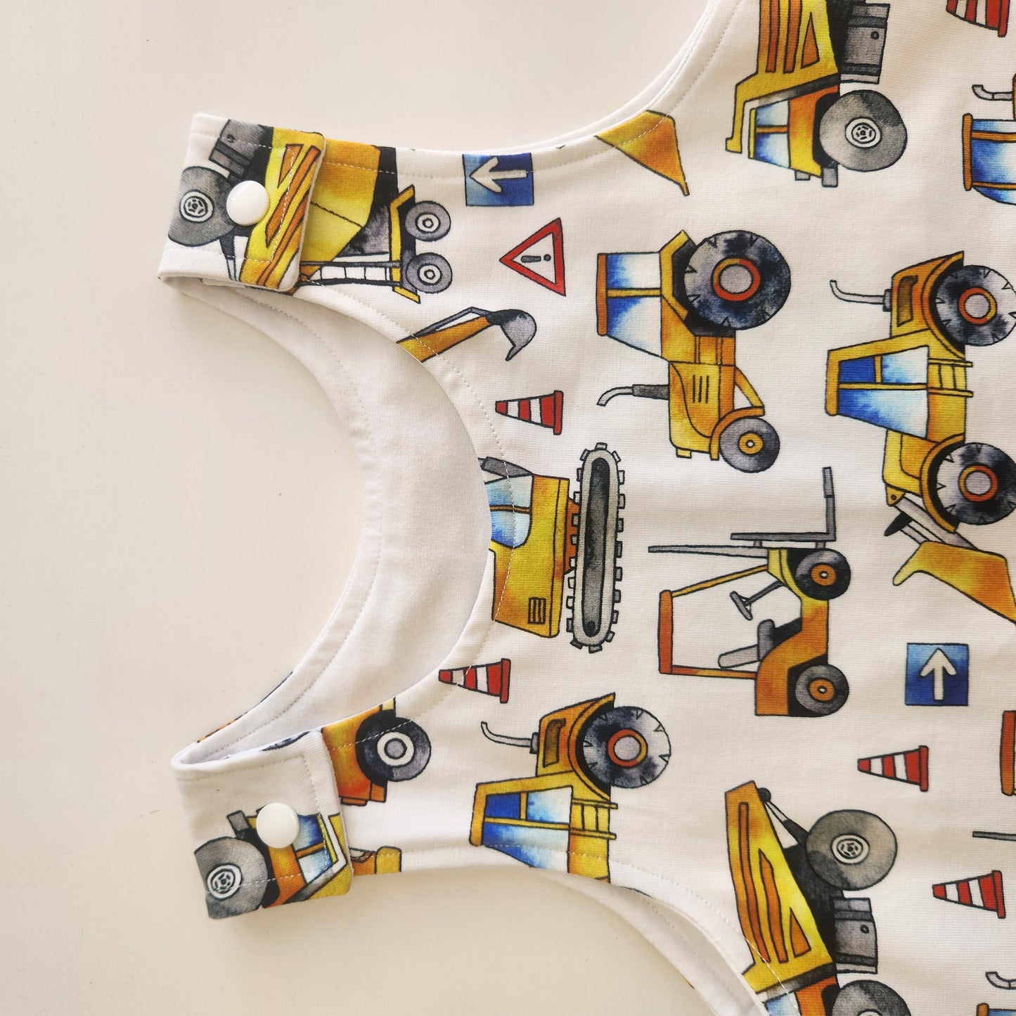 Romper | short | construction
