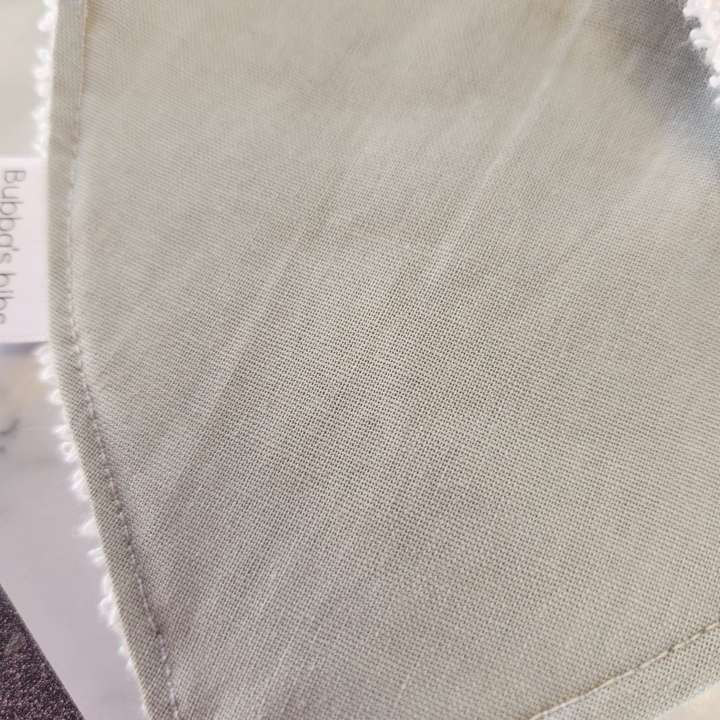 Bib | Dribble Solid colour