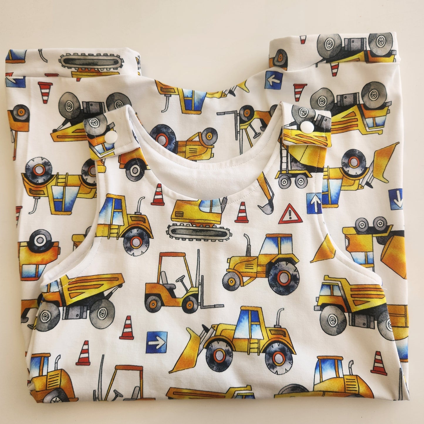 Romper | short | construction